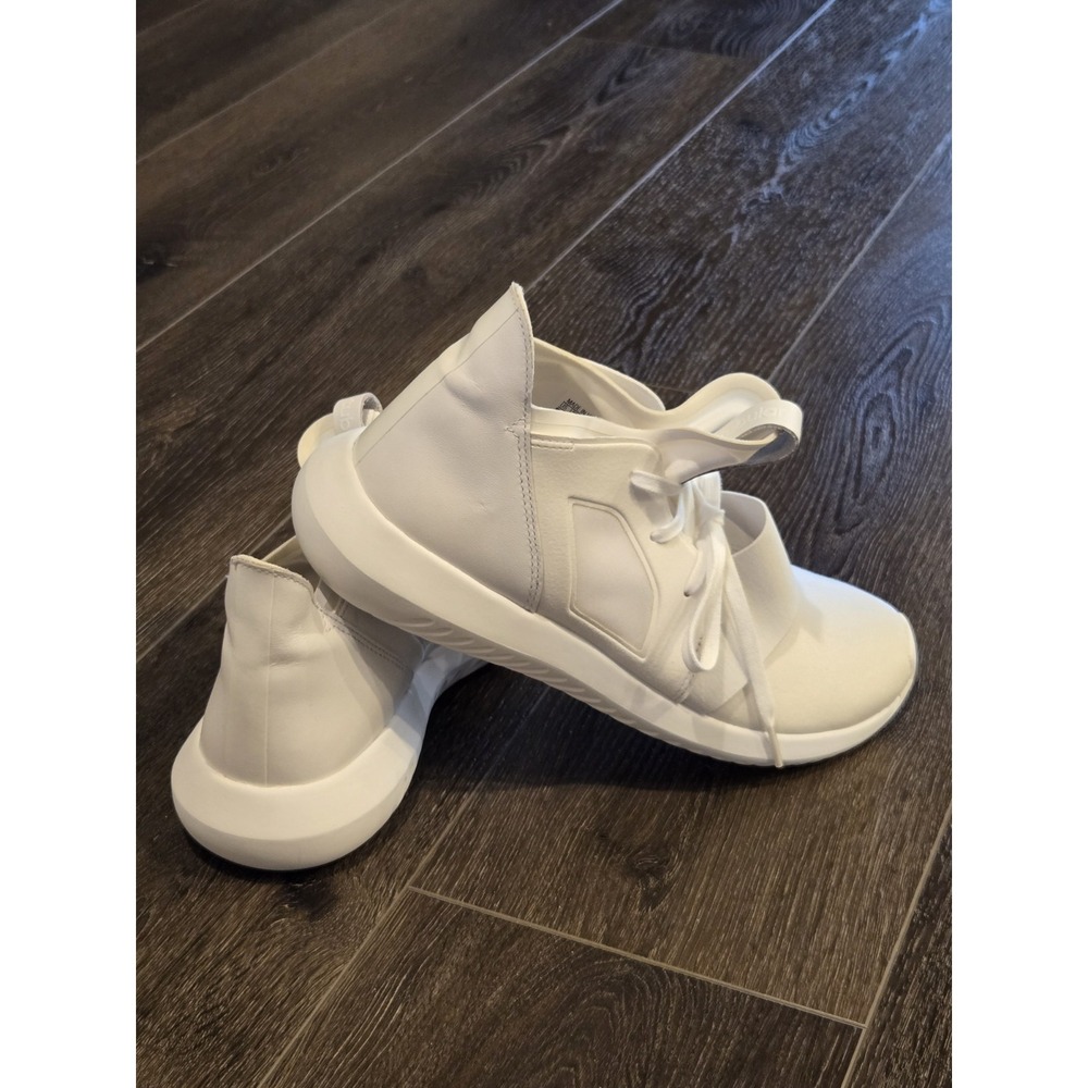 Adidas Womens Size‎ 8.5 Tubular Sneakers White Running